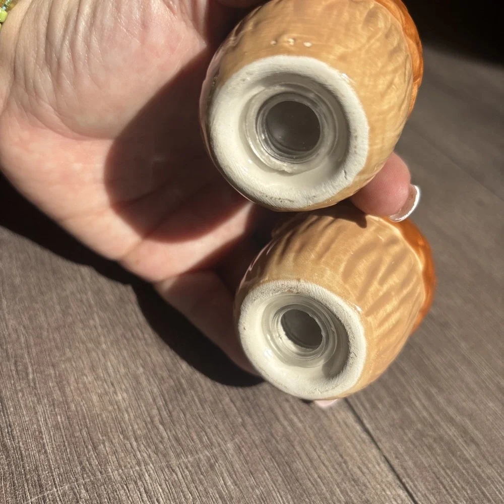 Vintage Stoneware FALL ACORNS THANKSGIVING Salt Pepper Shakers Set Cottage